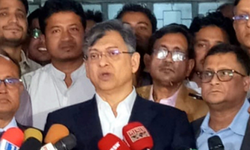 শেখ হাসিনার মৃত্যুদণ্ডাদেশকে ‘ইতিহাসের এক মাইলফলক’ হিসেবে উল্লেখ করেছেন সালাহউদ্দিন আহমদ